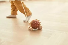 Tahací ježek - hnědý