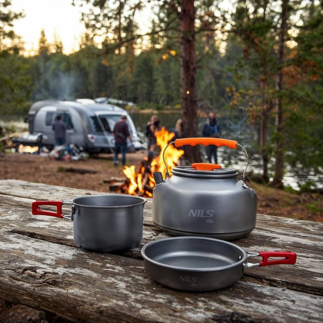 Kempingová konvice NILS Camp NC17118 1,1L