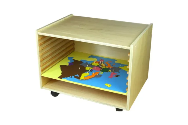 Moyo Montessori Komoda na puzzle - mapy