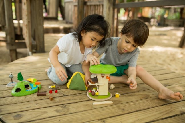 PlanToys Dům na stromě "Tree house"