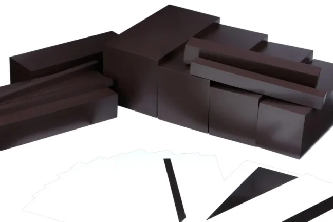 Moyo Montessori Hnědé schody z bukového dřeva