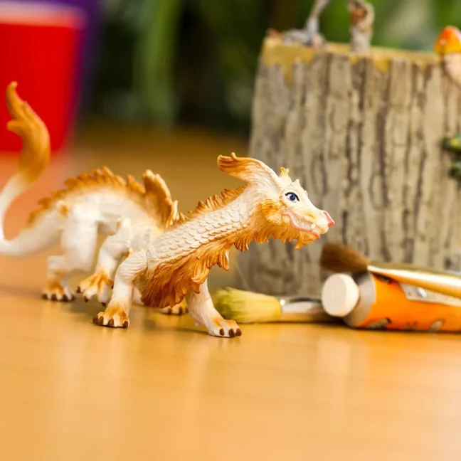 Safari Ltd. Figurka - Drak štěstí