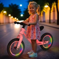 Dětské odrážedlo NILS Fun RB901 s 12" pumpovanými koly a LED růžové