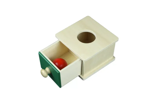 Box na vkládání míčku