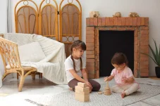 PlanToys Stohovací kroužky - přírodní