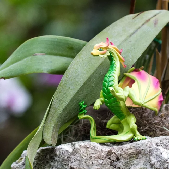 Safari Ltd. Figurka - Květinový drak
