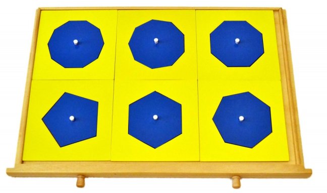 Geometrická komoda