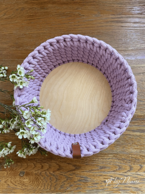 Háčkovaný košík - KULATÝ 23 x 9,5 cm