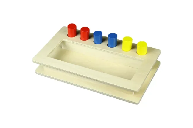 Box na vkládání válečků do otvorů