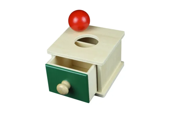 Box na vkládání míčku