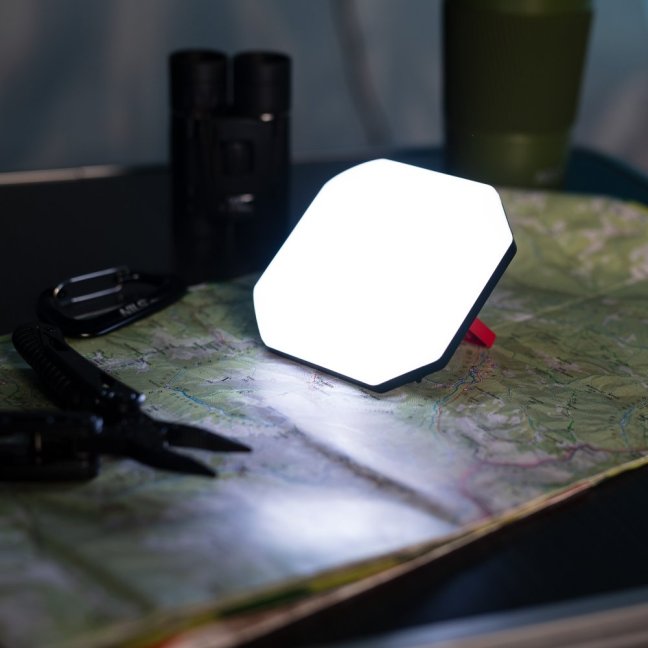 Kempingová LED svítilna NILS Camp NC0007 220 lm