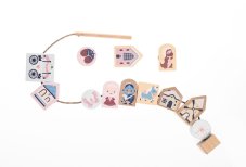 CUBIKA Pastel 16013 Navlékací pohádka - navlékací set - 13 dřevěných dílů a 8 předloh