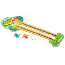 Lucy & Leo 240 Mazané opičky  - dřevěná nástěnná hračka