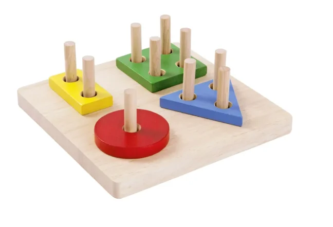 Deska s geometrickými tvary